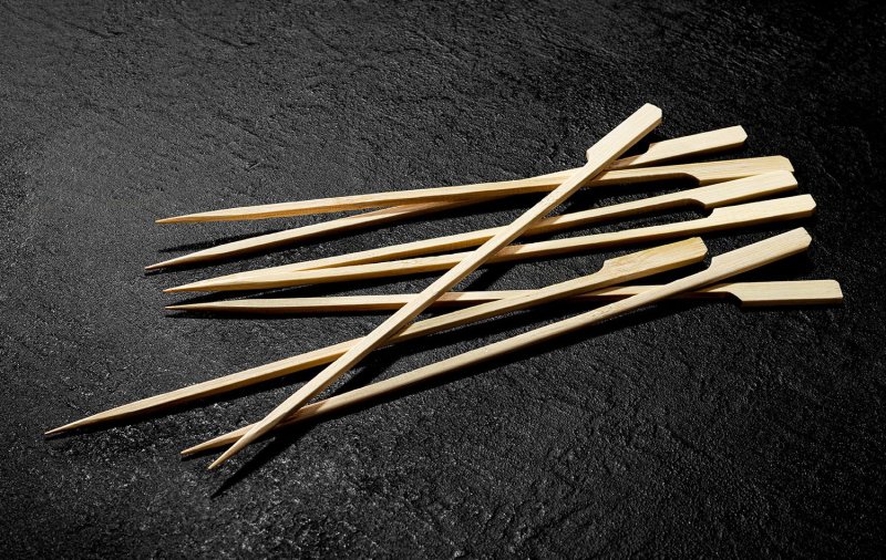 Thüros PRO1 - Teriyaki Spießaufsatz mit 150 Bambusspießen