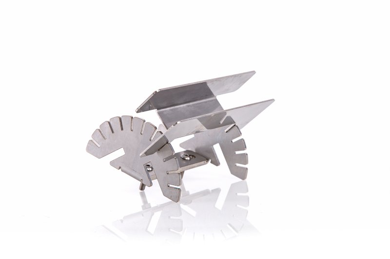 Axtschlag Flammlachsbrett Premium Line Kirsche - mit Klemmhalterung & patentierter Halterung für Feuerstelle + Grillrost