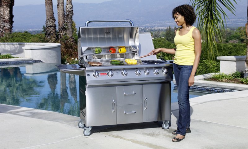 BULL 7 Burner Premium - Gasgrill mit Infrarot Backburner, Seitenkochstelle und Rotisserie