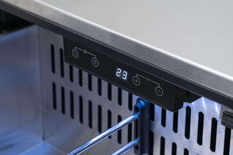 BULL Outdoor Schubladen-Kühlschrank Premium / Edelstahl / IPX4 spritzwassergeschützt