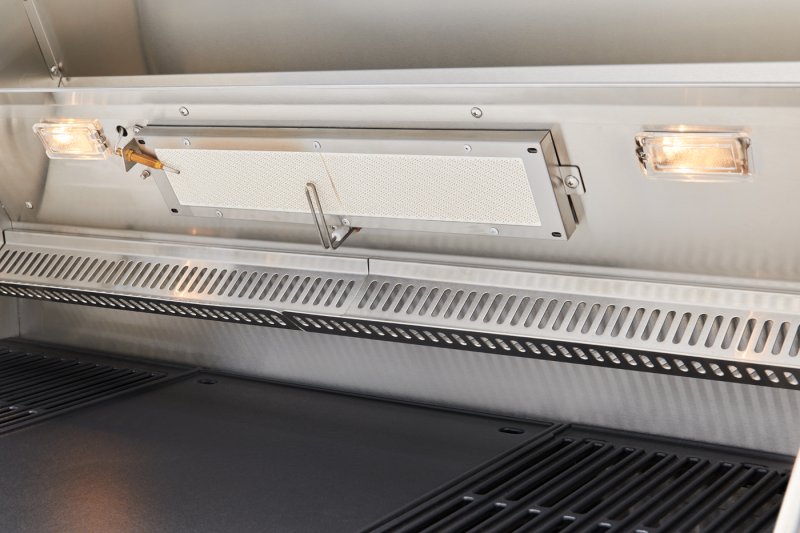 BeefEater Gasgrill Signature 7000-Serie Premium 5-Brenner - mit Seitenbrenner