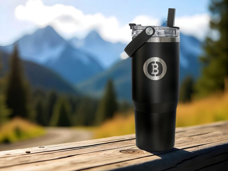 Beefer Thermo Tumbler 960 ml - Trinkbecher mit Strohhalm und Deckel - auslaufsicher