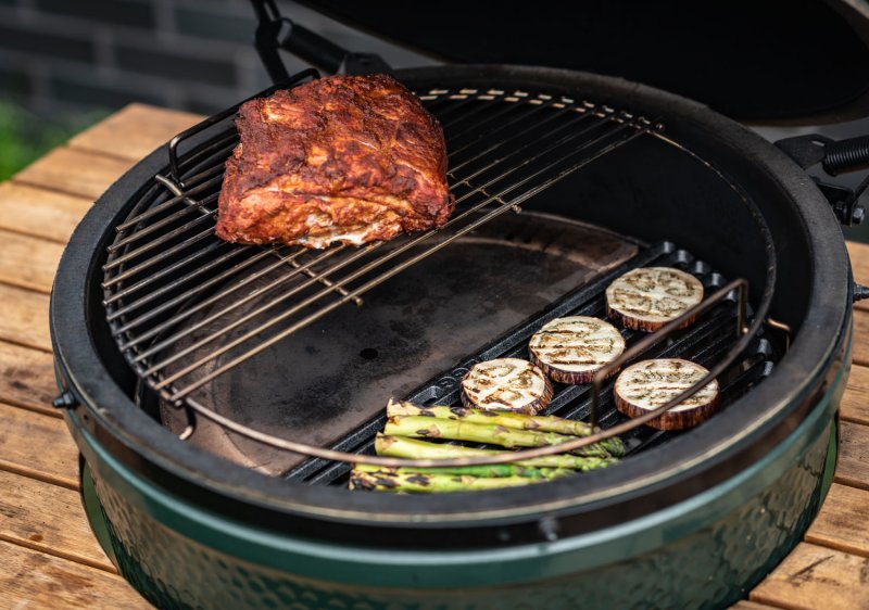 Big Green Egg halbrunder Edelstahlrost Large