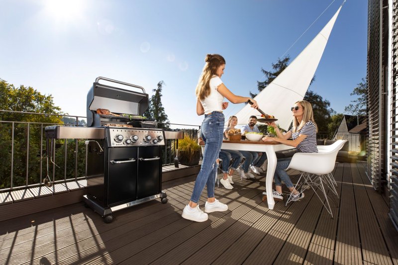 Broil King Baron 490 Black Gasgrill inkl. Drehspieß - Modell 2025