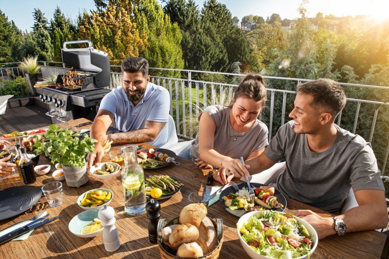 Broil King Baron 590 Black Gasgrill inkl. Drehspieß - Modell 2025