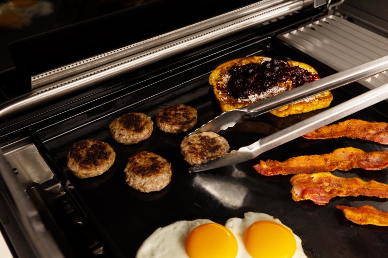 Broil King Grillplatte / Gusseisen Plancha für Imperial / Regal