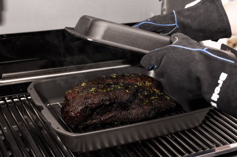 Broil King Gussbräter / Dutch Oven (eckig) / Multi Roaster inkl. Bratengestell