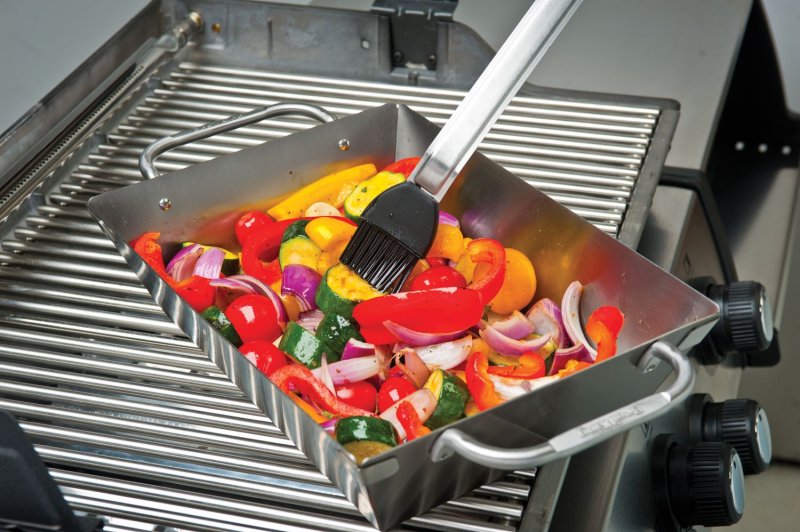 Broil King Imperial Gemüse Grillkorb Edelstahl / 33,5 x 24,5 x 8,5 cm