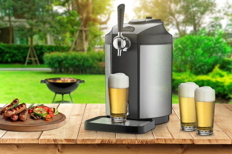 Grillfürst Independence P330G Gasgrill - mattschwarz - mit XXL Infrarotbrenner und Gusseisenrosten inkl. CASO BeerMaster - Bierzapfanlage