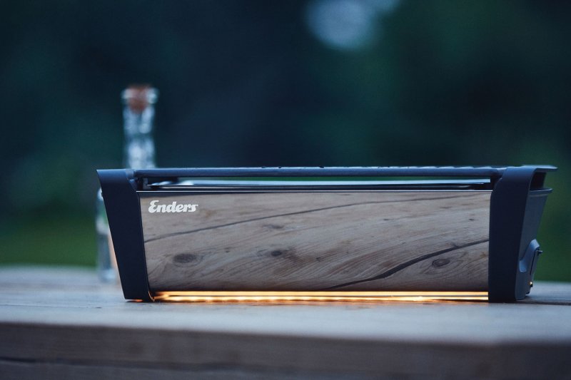 Enders AURORA Holzkohlegrill - Mirror Black - mit E-FAN-Lüfter und Ambientebeleuchtung