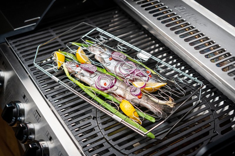 Enders Fisch- und Gemüsehalter aus Edelstahl