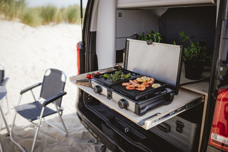 Enders Campingkocher Ryda 2Z GP - 2-flammig mit Zündsicherung, Grillplatten & Transporttasche