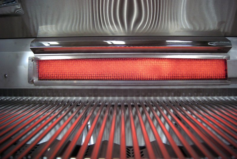 Fire Magic Gasgrill Einbaugrill Aurora A660i - mit Heckbrenner inkl. Rotisserie - Modell 2025