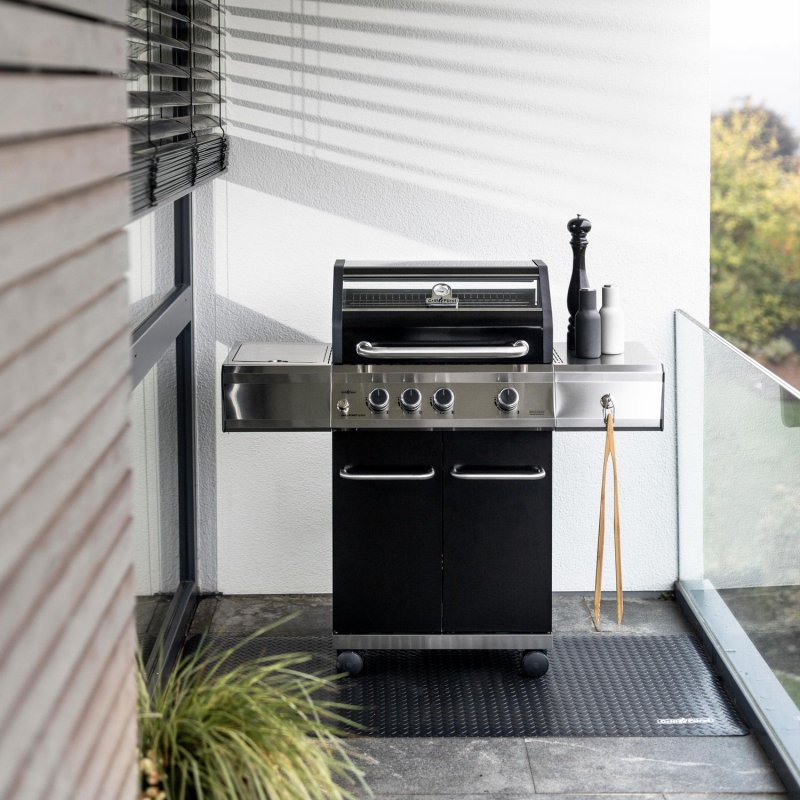 Grillfürst G310E 3-Brenner Gasgrill mit Hochtemperaturbrenner und Edelstahl Rosten - inkl. Abdeckhaube