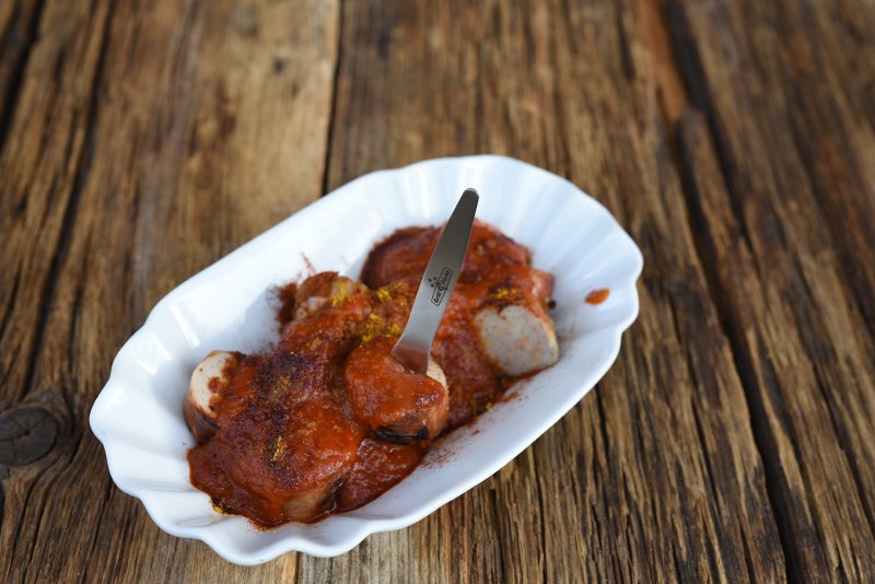 Grillfürst Promo-Pack: 100 Stück Deluxe Edelstahl Pommesgabel mit Etui 8,5 cm