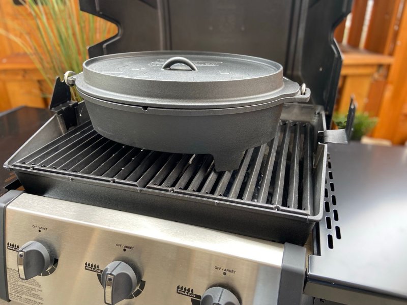 Grillfürst Dutch Oven BBQ Edition DO 6,5 flach / oval für Grillfürst Grills, Weber Spirit, Weber Genesis, Broil King Signet, Broil King Monarch