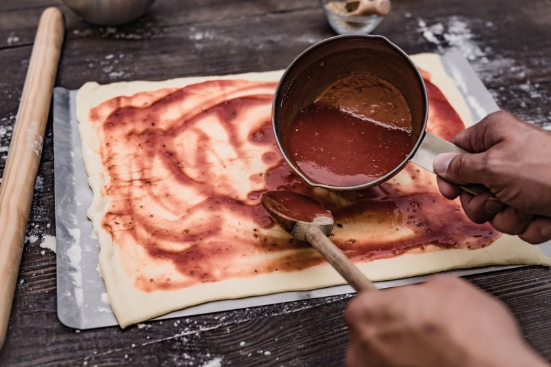 Grillfürst Pizzastein eckig 40 x 30 cm mit Pizzablech