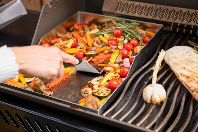 Grillfürst Edelstahl Plancha 45 x 29 cm für Napoleon Rogue SE 525 Grillfürst Sonderedition, R525, R425, R625, Freestyle, 700-Serie