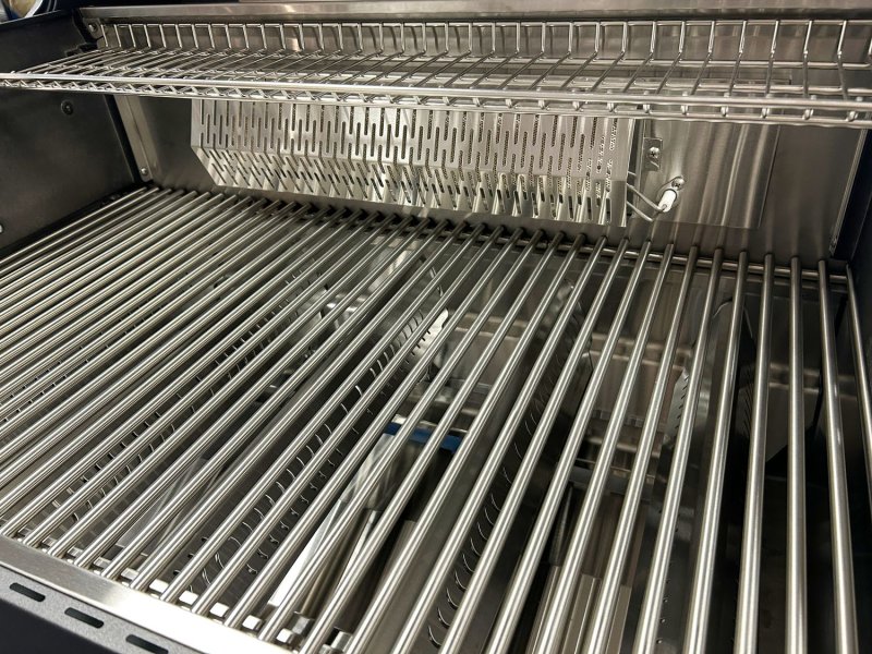 Grillfürst Independence P590E Einbaugrill - mattschwarz - mit Heckbrenner und Edelstahlrosten