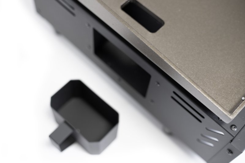 Grillfürst Plancha Grill - 2 Brenner mit insgesamt 7 kW und Edelstahl Plancha - inkl. 2 Stk. Plancha Spatel und Grillzange