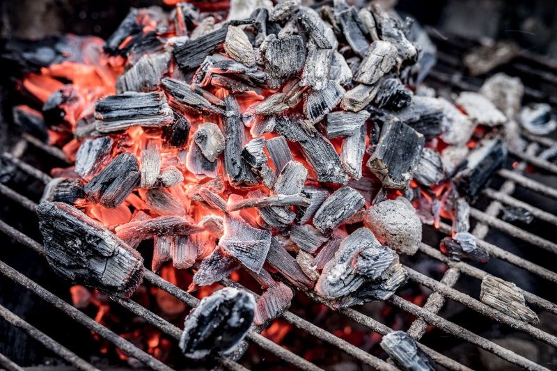Grillfürst Grillkohle 5kg - 100% Buche - FSC / DIN plus