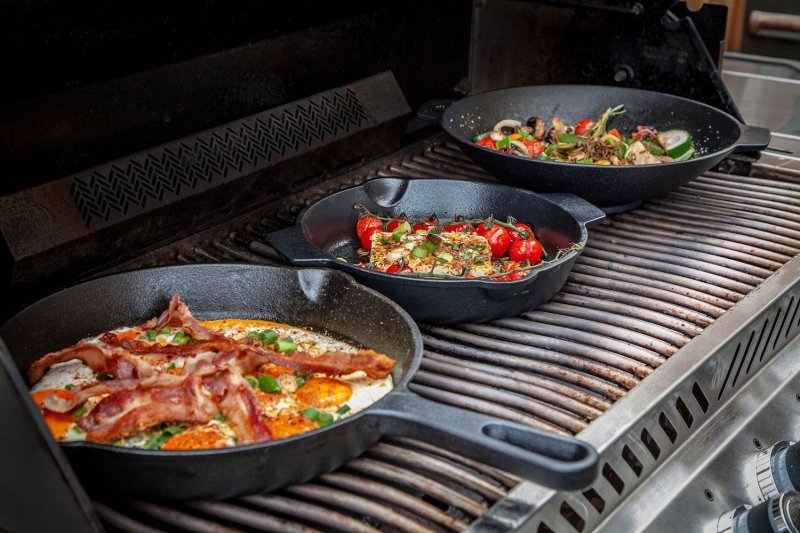 Grillfürst Gusseisenpfanne mit 2 Griffen Ø 35 cm