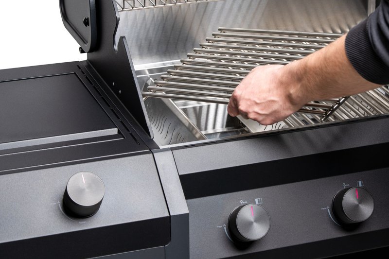 Grillfürst Independence P830E Doppelkammer Gasgrill - mattschwarz - mit XXL Infrarotbrenner, Seitenkocher, Heckbrenner und Edelstahlrosten