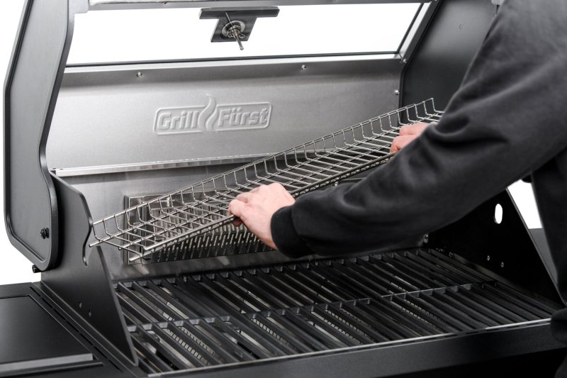 Grillfürst Independence P530G Gasgrill - mattschwarz - mit XXL Infrarotbrenner, Heckbrenner und Gusseisenrosten