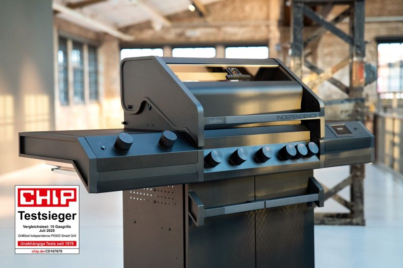 Grillfürst Independence P530E Smart Grill - mit WLAN-Modul, XXL Infrarotbrenner, Heckbrenner und Edelstahlrosten inkl. CASO BeerMaster - Bierzapfanlage
