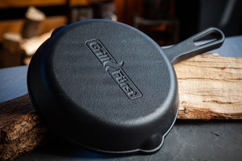 Grillfürst Gusseisenpfanne mit Stielgriff Ø 25 cm
