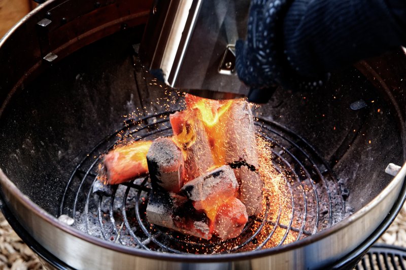 Grillfürst Kokosbriketts in Stangenform - 20 kg - ideal für Dutch Oven und Grill