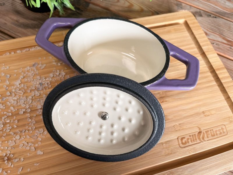 Grillfürst Dutch Oven Sternentöpfchen / Gusseisen Bräter - emailliert - XS - lila