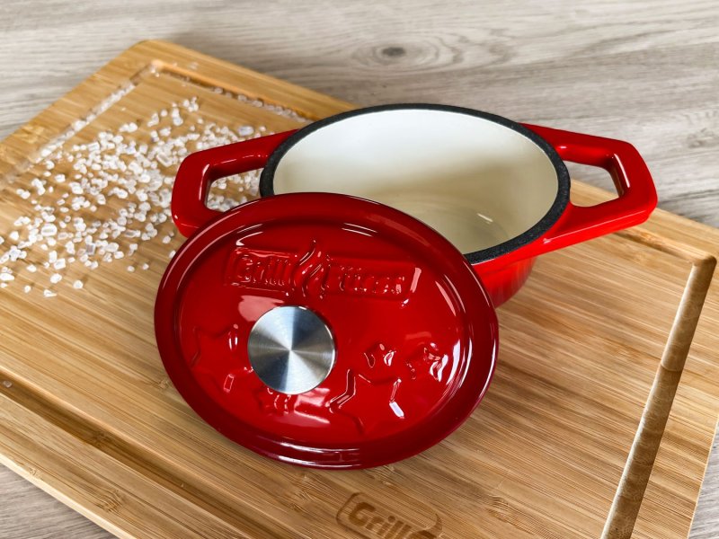 Grillfürst Dutch Oven Sternentöpfchen / Gusseisen Bräter - emailliert - XS - rot