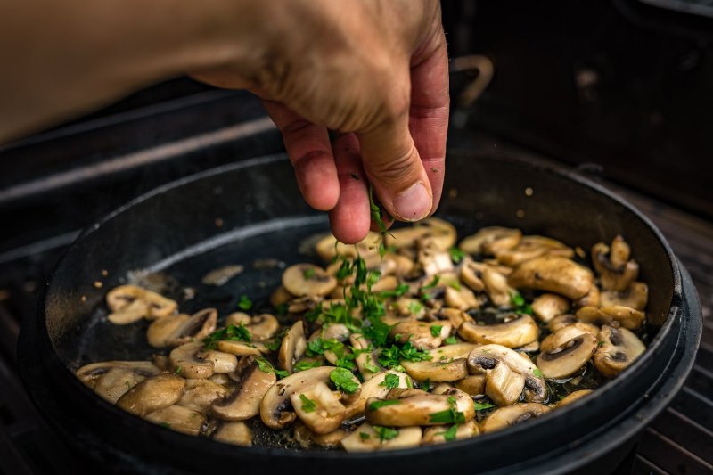 Grillfürst Dutch Oven BBQ Edition DO6 - Klaus Grillt Sonderedition