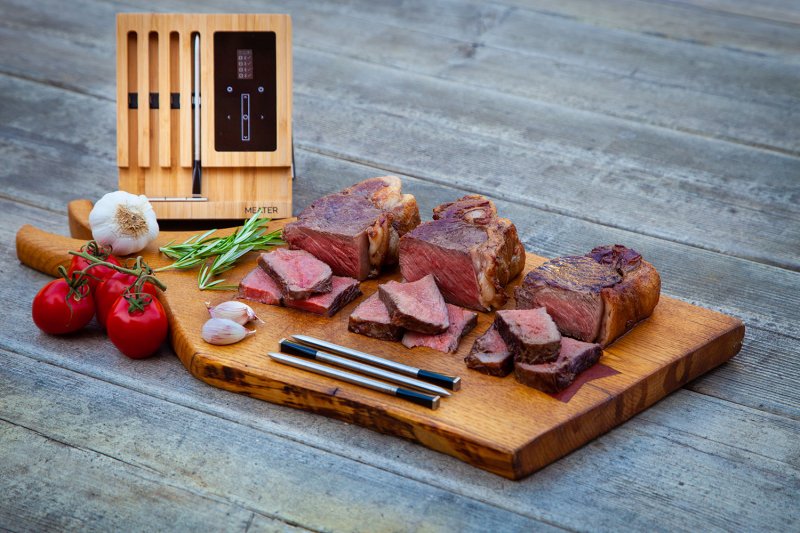 MEATER Block Bluetooth / WLAN Grillthermometer mit 4 Fühlern - 50 Meter Reichweite - WLAN- und Standalone Modus