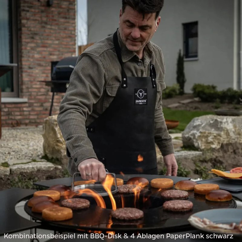 Moesta Bandit 2.0 FirePlace - Feuertonne aus Cortenstahl - mit BBQ Disk & 4 Ablagen oben schwarz
