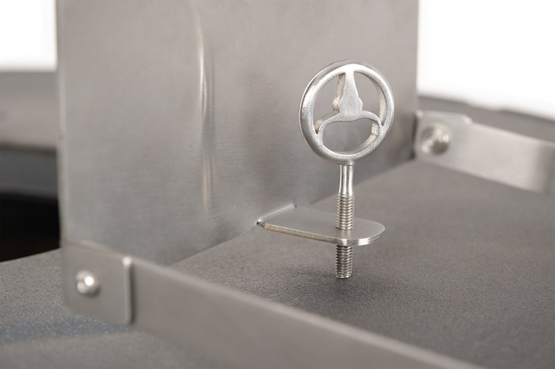 Moesta Jörn Adapter Flammlachsbrett - zur Befestigung an BBQ-Disk