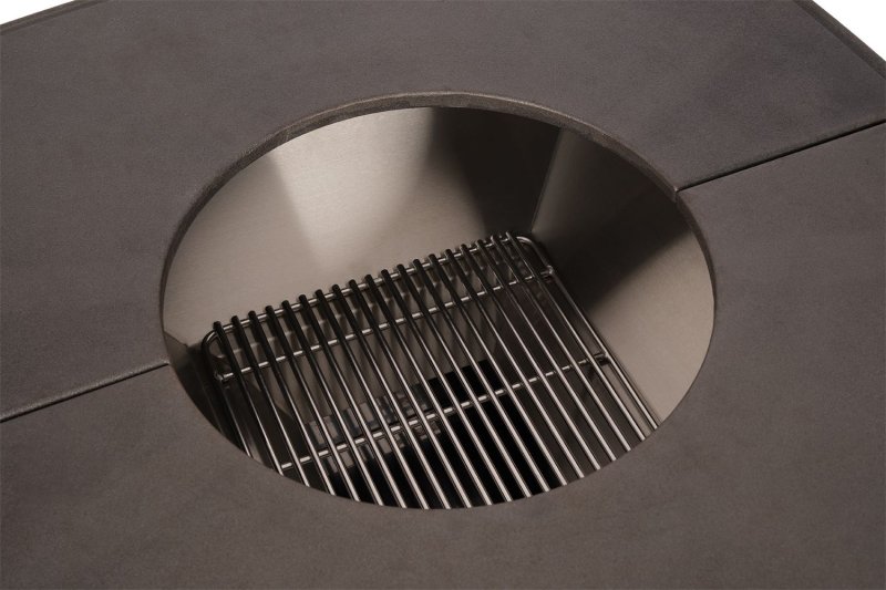 Moesta One Fireplace - Cortenstahl mit Guss Feuerplatte