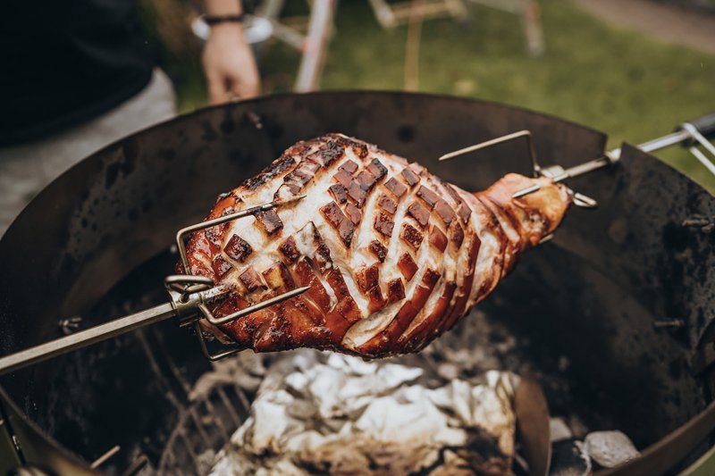 Moesta Rotisserie Set mit Batteriemotor – für 67cm PizzaRing