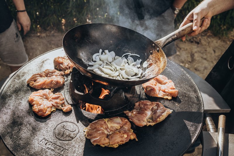 Moesta Stahlwok mit Holzgriff