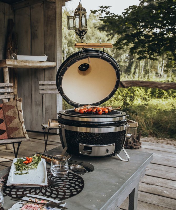 Monolith ICON Black Keramikgrill Tischgrill inkl. Gestell