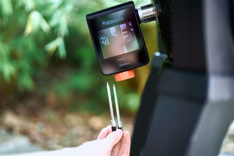 Monolith smartCONTROL - BBQ Temperatursteuerung und kabelloses Grillthermometer mit WLAN und Bluetooth