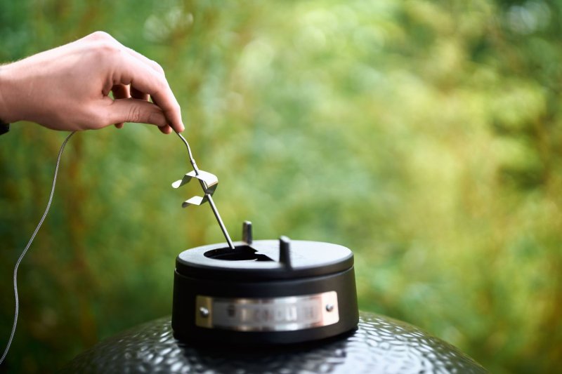 Monolith smartCONTROL - BBQ Temperatursteuerung und kabelloses Grillthermometer mit WLAN und Bluetooth