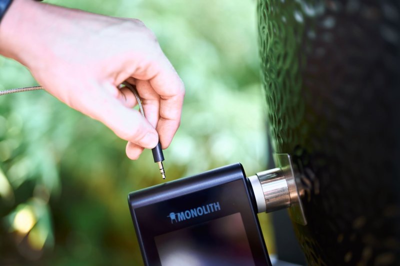 Monolith smartCONTROL - BBQ Temperatursteuerung und kabelloses Grillthermometer mit WLAN und Bluetooth
