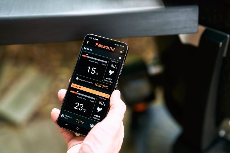 Monolith smartCONTROL - BBQ Temperatursteuerung und kabelloses Grillthermometer mit WLAN und Bluetooth
