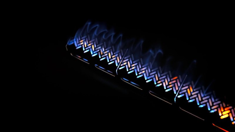 Napoleon Phantom Prestige 500 Connected Gasgrill - mit SIZZLE Zone und Heckbrenner - Edelstahl-Gussroste - 50 Jahre Edition Heritage Blue - mit Jubliäums-Box