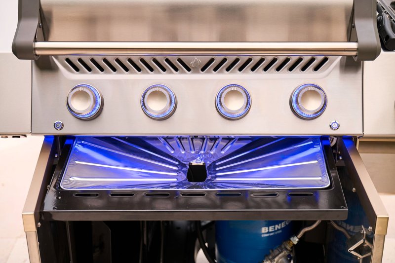 Napoleon Prestige PRO 500 Smart-Connected Gasgrill, Edelstahl - inkl. Drehspieß - Modell 2026