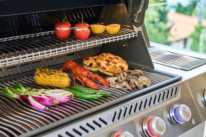 Napoleon Prestige PRO 665 Smart-Connected Gasgrill, Edelstahl - inkl. Drehspieß - Modell 2026