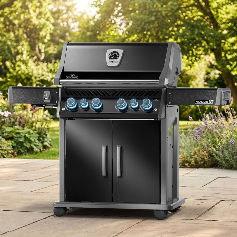 Napoleon Rogue PRO-S 525 Gasgrill - mit SIZZLE ZONE™ und Heckbrenner - Grillfürst Edition inkl. Abdeckhaube - mit zusätzlicher Grillplatte