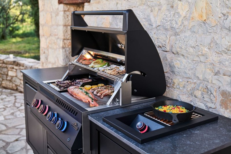 Napoleon Oasis Compact 105 Outdoor Küche - mattschwarz - mit BIG32 Einbaugrill und Einbau SIZZLE ZONE - inkl. Arbeitsplatte aus Feinsteinzeug